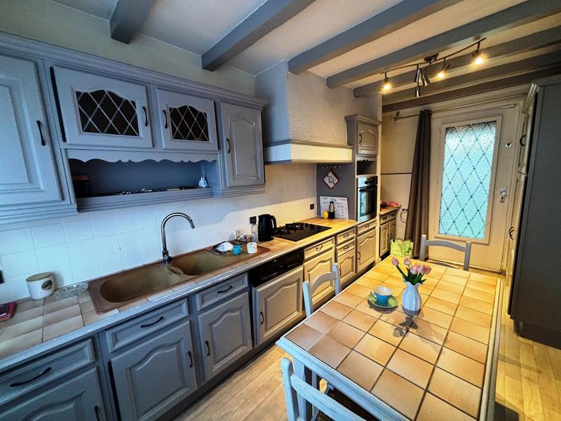 Maison - 100 m² - 6 pièces