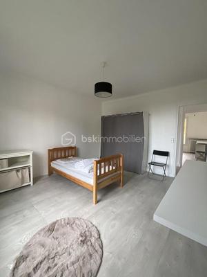 Appartement - 64 m² - 2 pièces