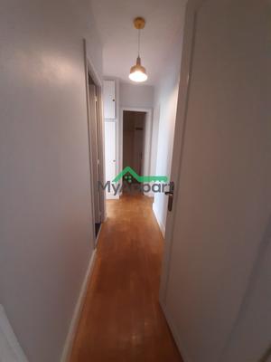 Appartement - 80 m² - 3 pièces