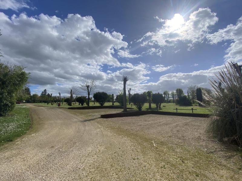 Terrain - 34 073 m²