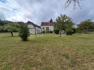 Maison - 96 m² - 4 pièces