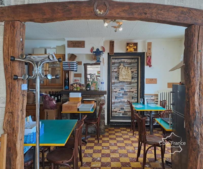 Maison - 217 m² - 6 pièces