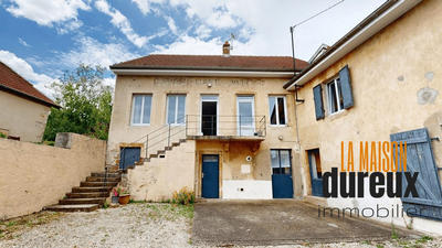 Maison ancienne - 252 m² - 10 pièces