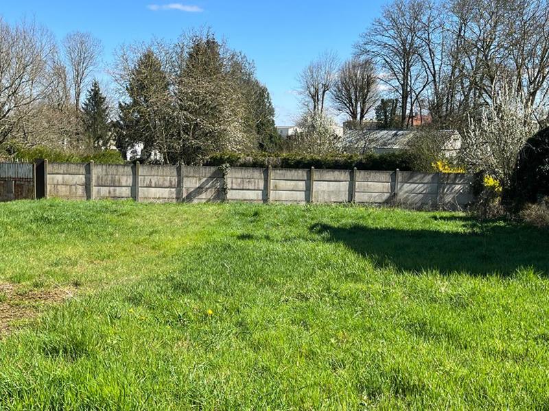 Terrain constructible - 601 m²