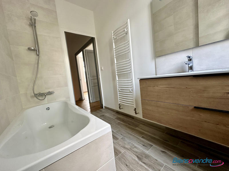 Maison - 124 m² - 6 pièces