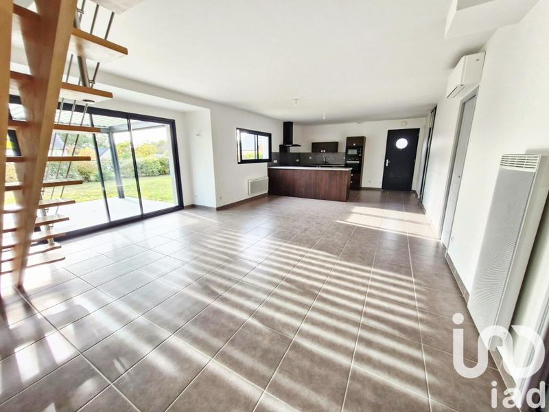 Maison - 120 m² - 6 pièces