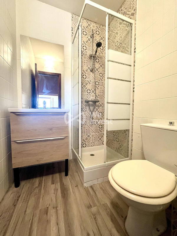 Villa - 192 m² - 8 pièces