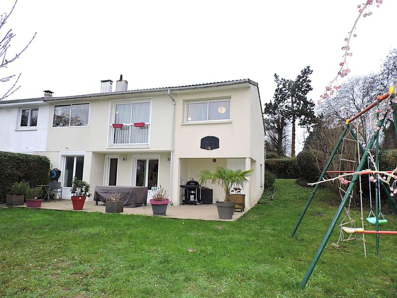 Maison - 113 m² - 6 pièces