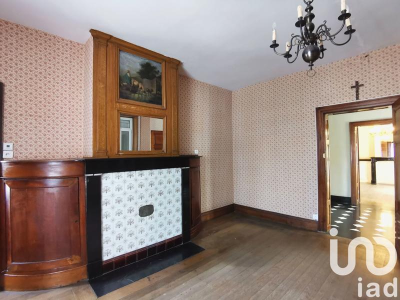 Maison - 220 m² - 7 pièces