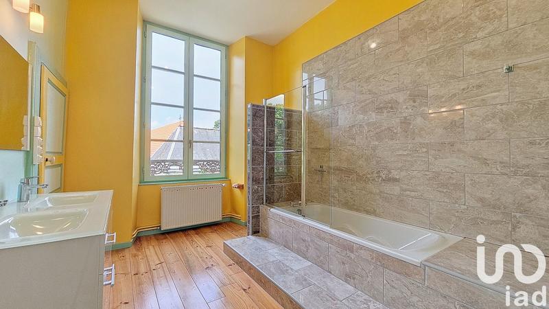 Château - 794 m² - 15 pièces