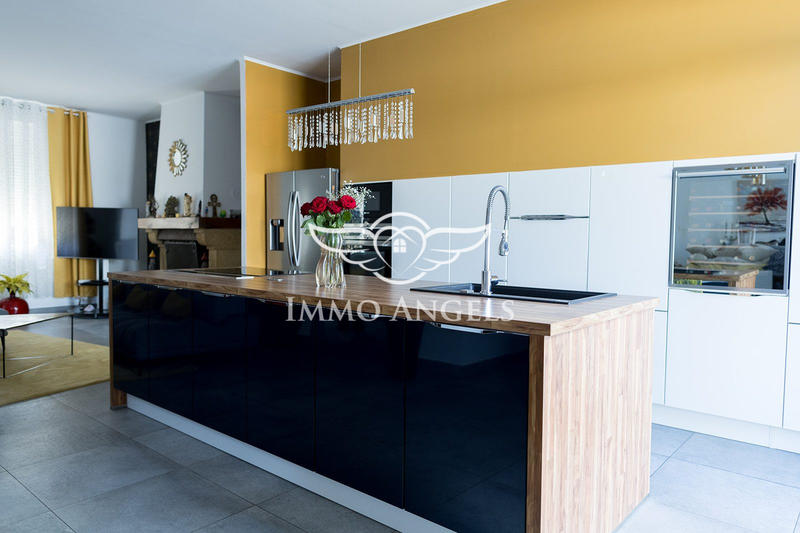 Maison - 140 m² - 4 pièces