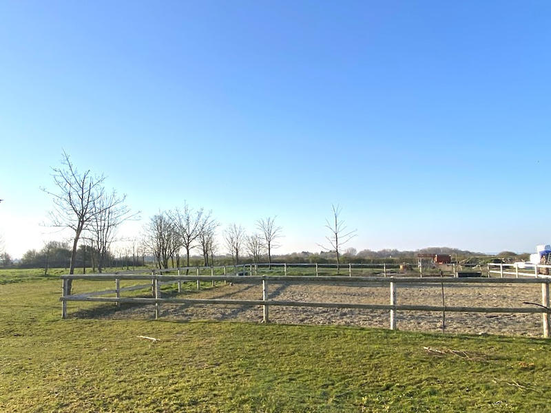 Propriété - 75 000 m² - 5 pièces