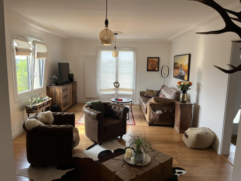 Maison - 140 m² - 6 pièces