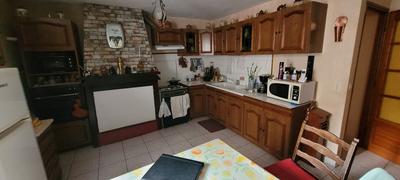 Maison de village - 101 m² - 6 pièces