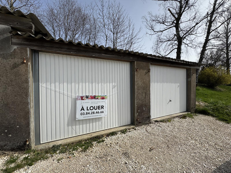 Parking / Garage - 10 m²