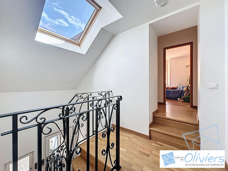 Maison - 164 m² - 7 pièces