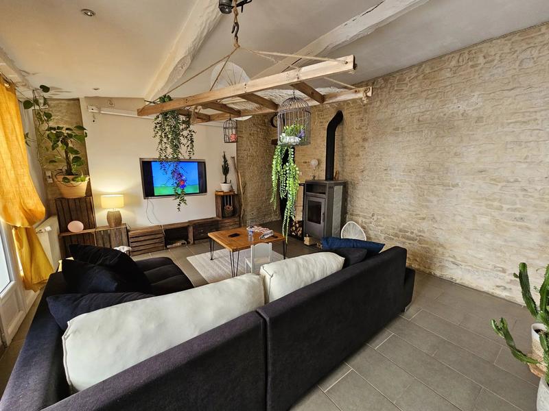 Maison - 157 m² - 9 pièces