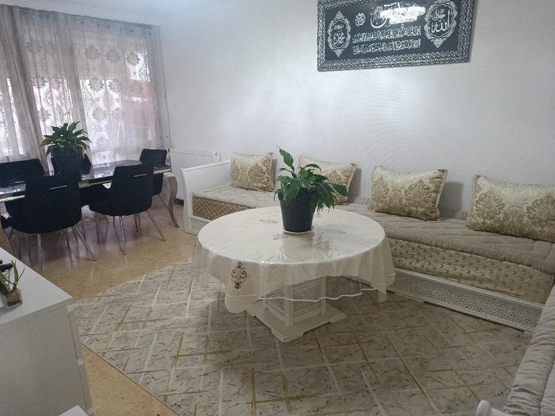 Appartement - 85 m² - 4 pièces