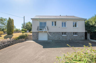 Maison - 122 m² - 6 pièces