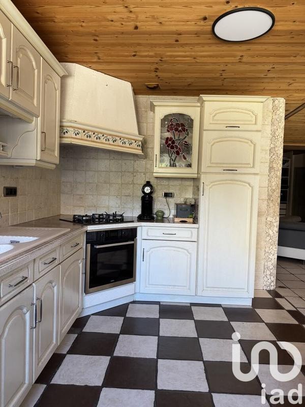 Maison - 190 m² - 5 pièces