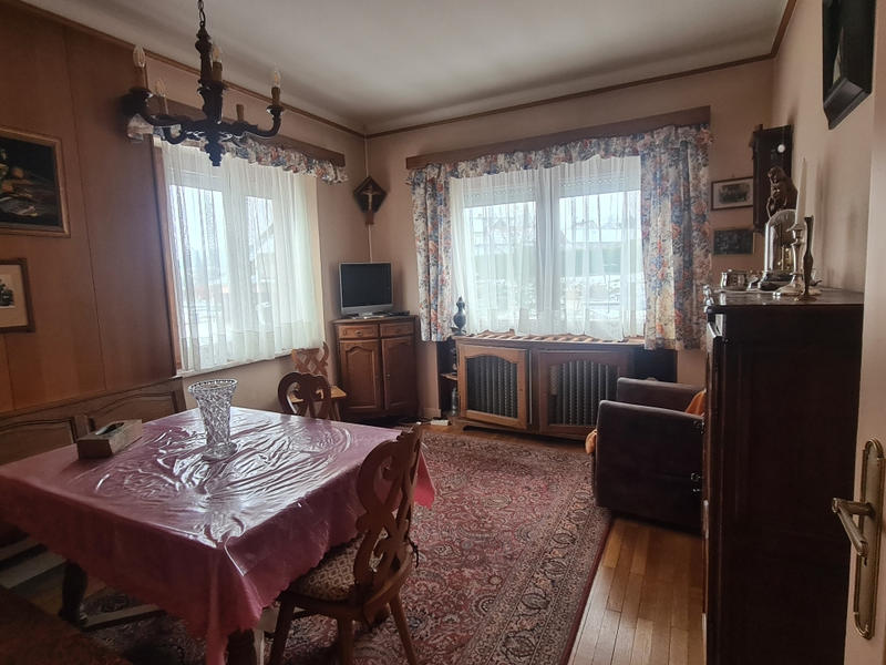 Maison - 187 m² - 8 pièces