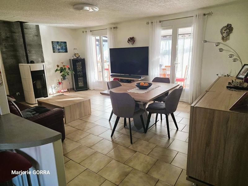 Maison - 98 m² - 4 pièces