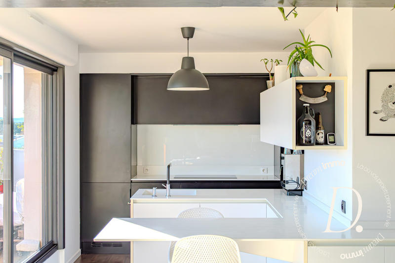 Appartement - 84 m² - 3 pièces