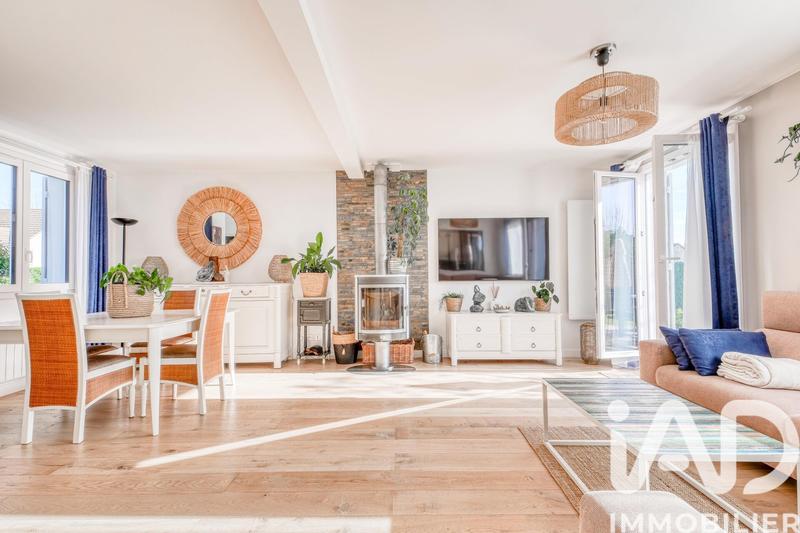 Maison - 98 m² - 4 pièces