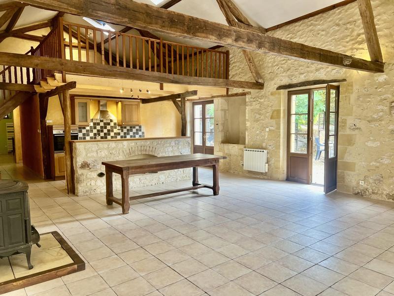 Maison traditionnelle - 150 m² - 4 pièces