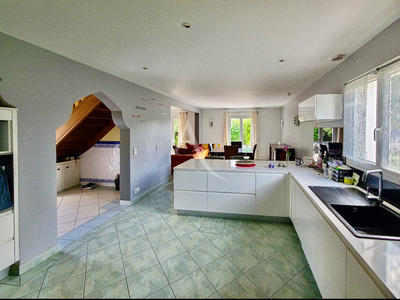 Maison - 127 m² - 6 pièces