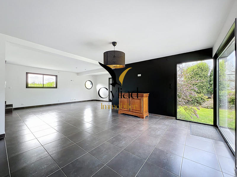 Maison contemporaine - 136 m² - 6 pièces