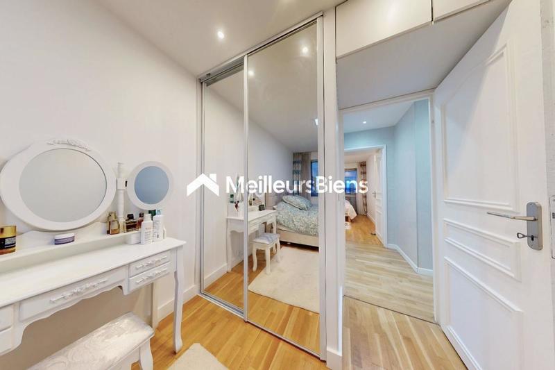 Appartement - 68 m² - 4 pièces