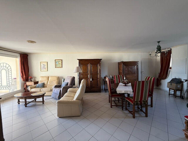 Appartement - 93 m² - 3 pièces