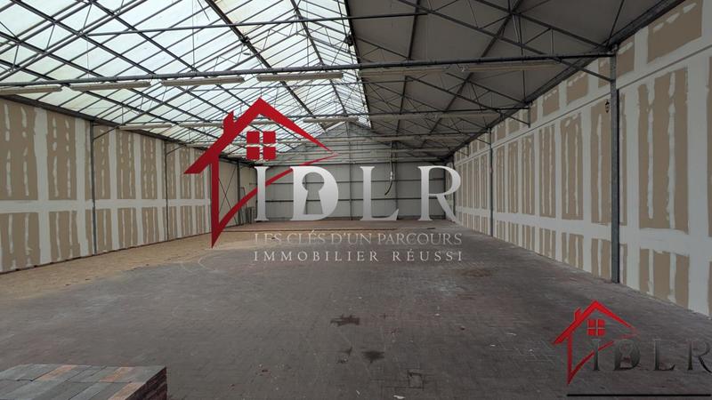 Local commercial - 2 930 m²