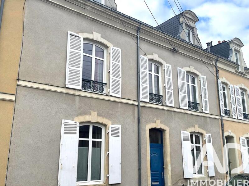 Maison de ville - 197 m² - 8 pièces