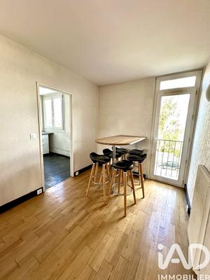 Appartement - 85 m² - 4 pièces