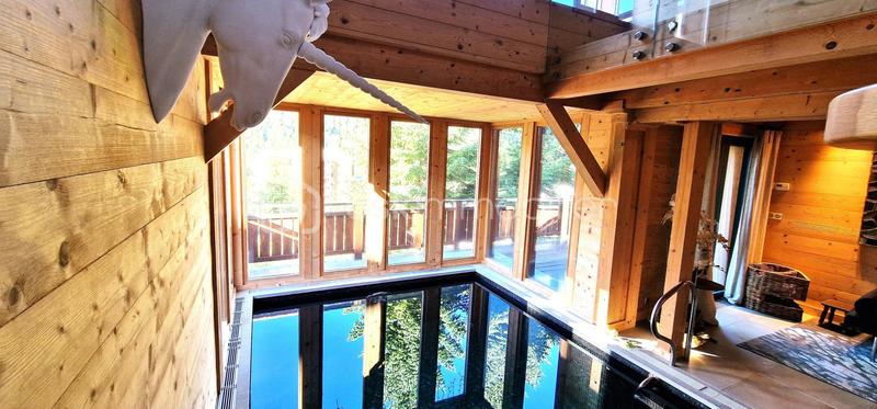Châlet - 295 m² - 7 pièces