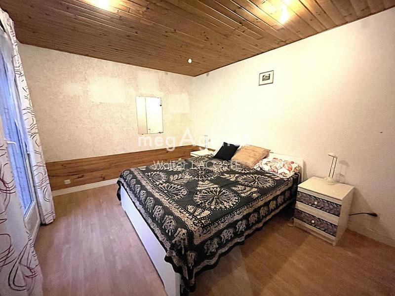 Maison traditionnelle - 179 m² - 6 pièces