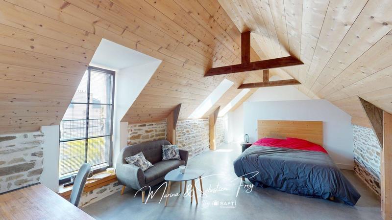 Maison - 388 m² - 10 pièces