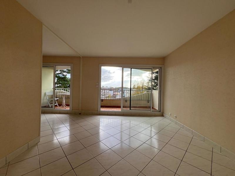 Appartement - 72 m² - 3 pièces