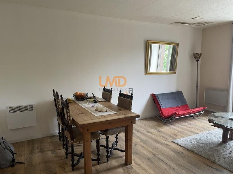 Immeuble - 204 m² - 10 pièces