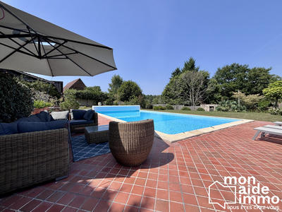 Maison ancienne - 230 m² - 7 pièces