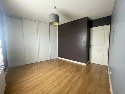 Appartement - 87 m² - 5 pièces