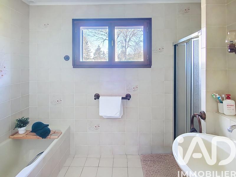 Maison - 177 m² - 7 pièces