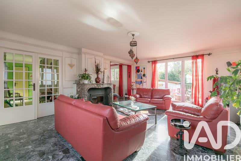Maison - 180 m² - 6 pièces