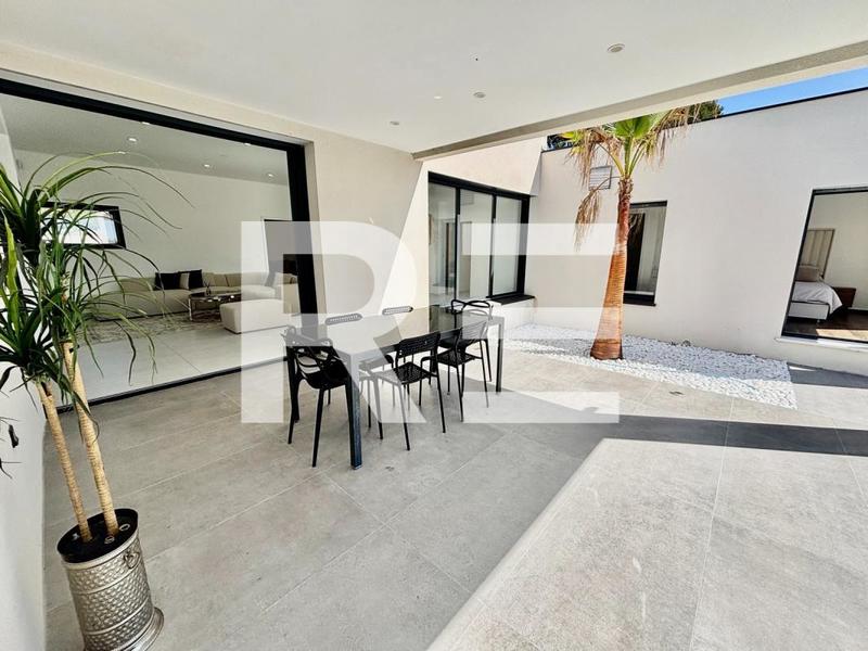 Maison d'architecte - 230 m² - 8 pièces