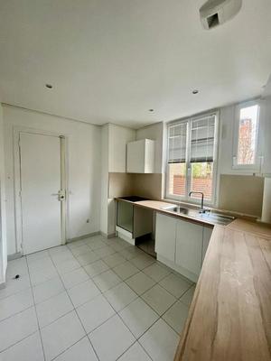 Appartement - 93 m² - 3 pièces