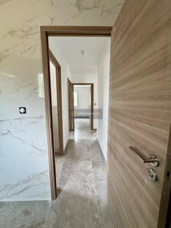 Maison - 84 m² - 4 pièces