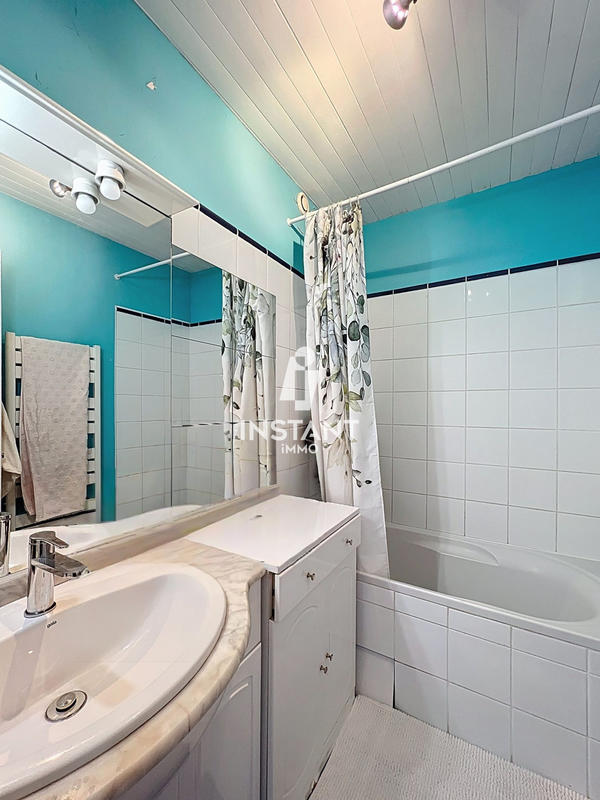 Appartement - 82 m² - 4 pièces