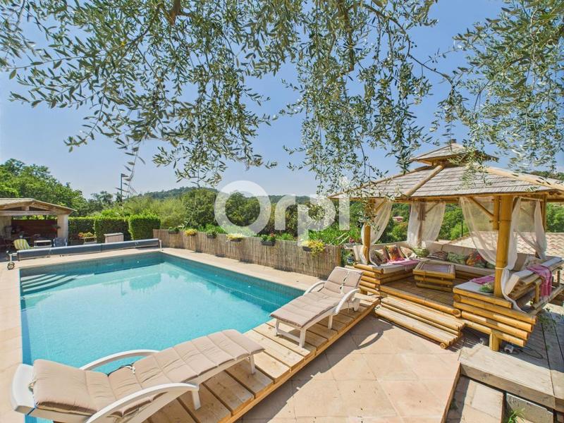 Maison - 165 m² - 7 pièces